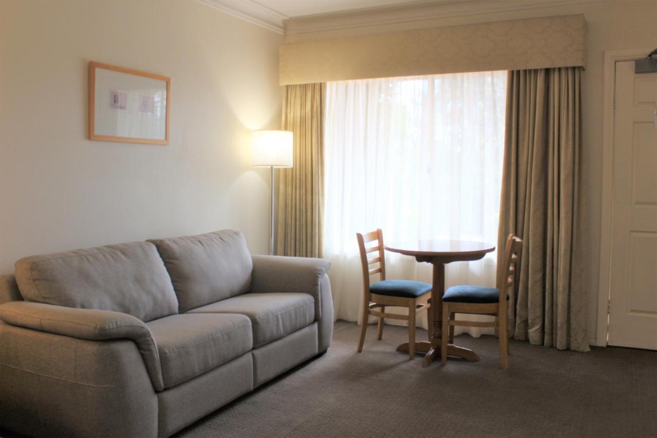 Carlyle Suites & Apartments Wagga Wagga Ngoại thất bức ảnh