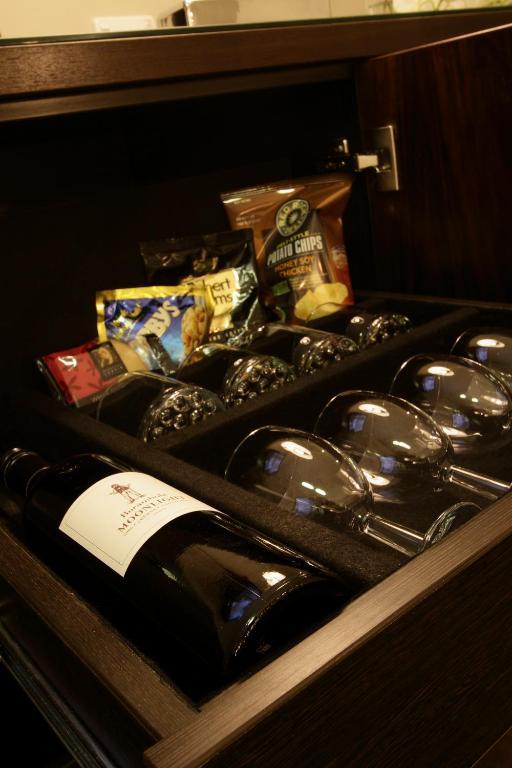 Carlyle Suites & Apartments Wagga Wagga Phòng bức ảnh
